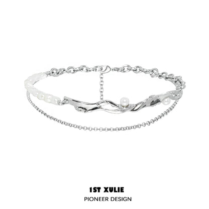 Stylish Y2K pearl choker necklace with silver chain and unique design for trendy outfits