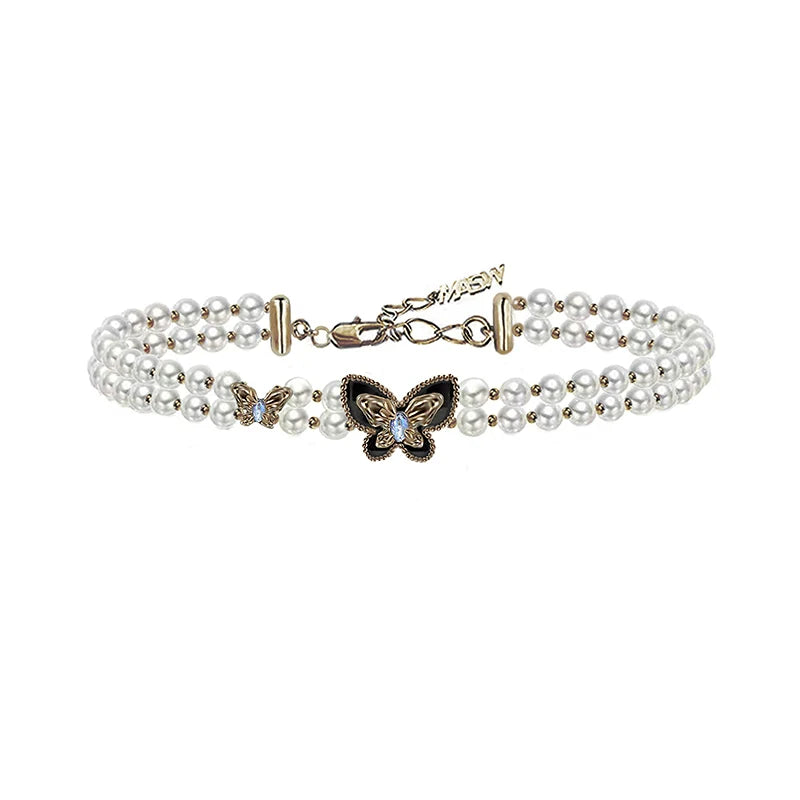 Retro Pearl Butterfly Choker