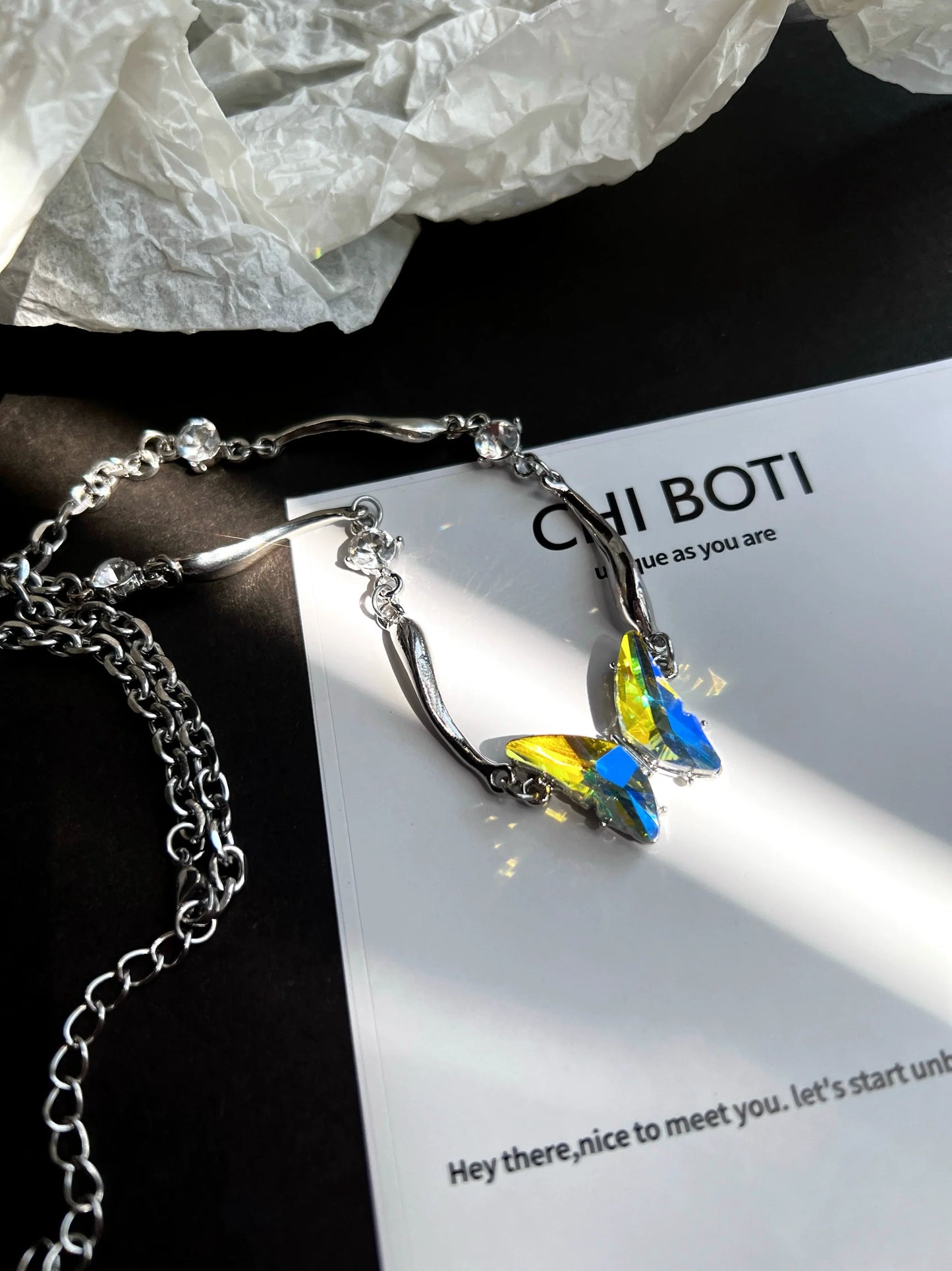 "Metal Butterfly" Zircon Necklace