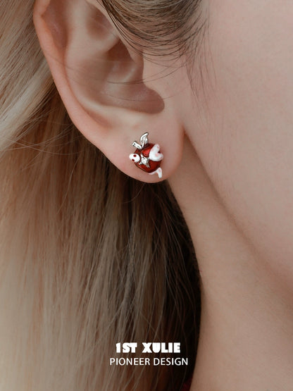 Cute Snake's Kiss Apple Earrings