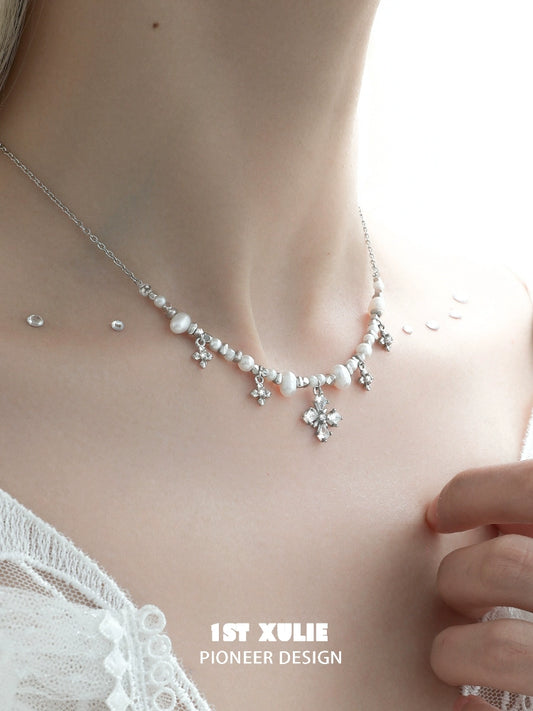 Y2K Light Domain Pearl Necklace