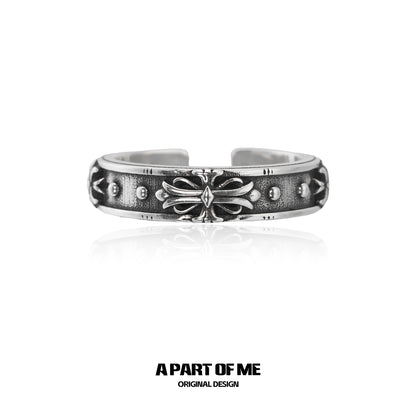 Dark Iris Retro Ring