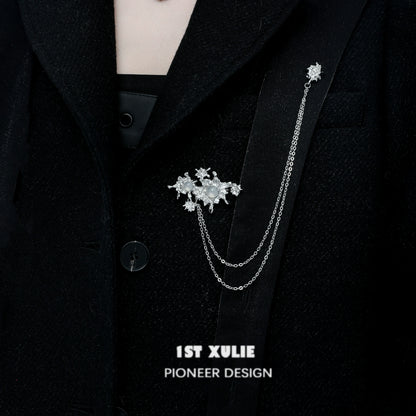Elegant White Agate Chain Brooch