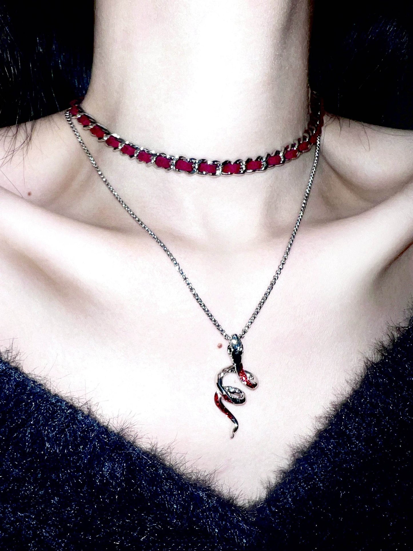 "Blood Amber Snake" Winding Necelace