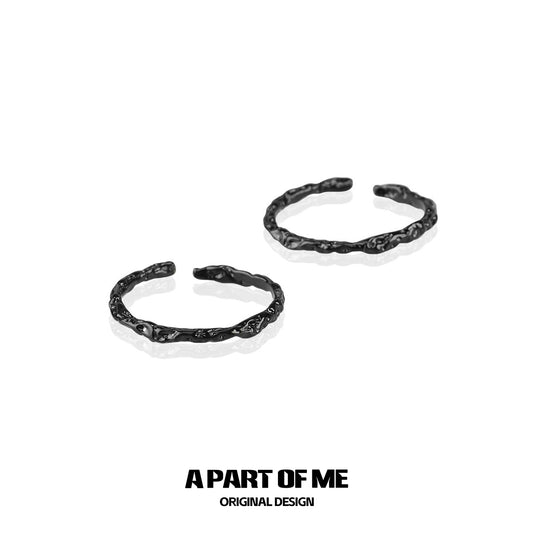 Black Minimal Texture Ring