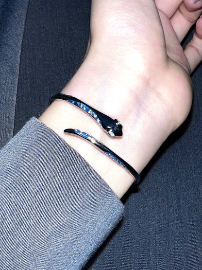 "Blue Snake" Winding Bracelet