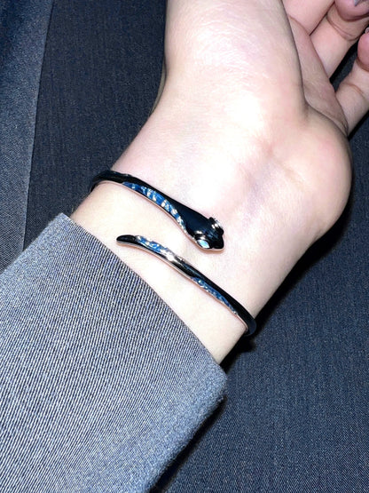 "Blue Snake" Winding Bracelet
