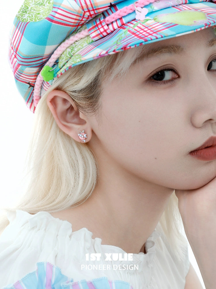 Cute Snake's Kiss Apple Earrings