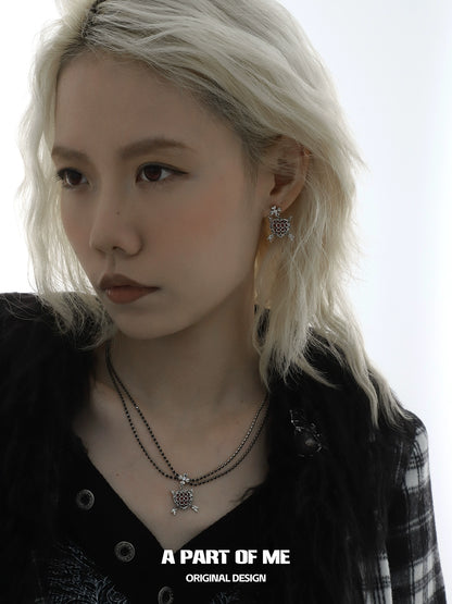 Thorn Heart Gothic Earrings