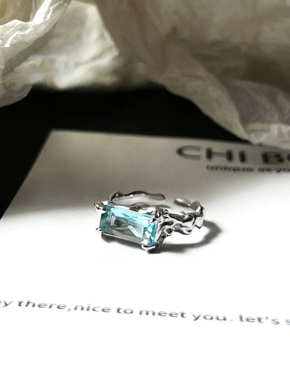 "Ice Islet" Cool Ring