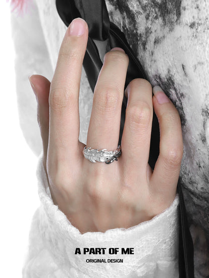 Cool Feather Letter Ring