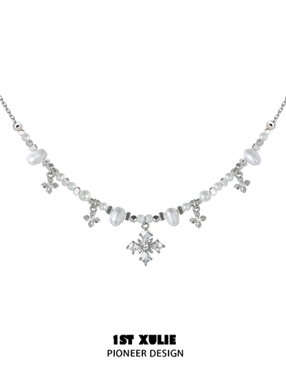 Y2K Light Domain Pearl Necklace
