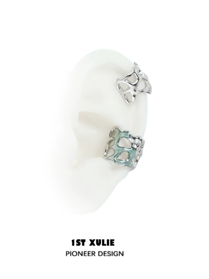 Frozen Edge Hollow Ear Cuff