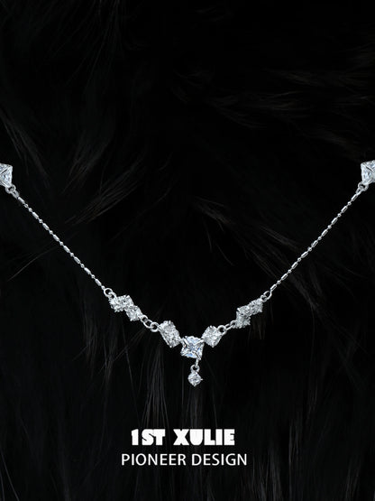 Edgy Irregular Zircon Necklace