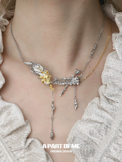Eager Rose Feather Necklace