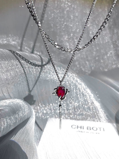 "No Man's Land Rose" Cold Necklace
