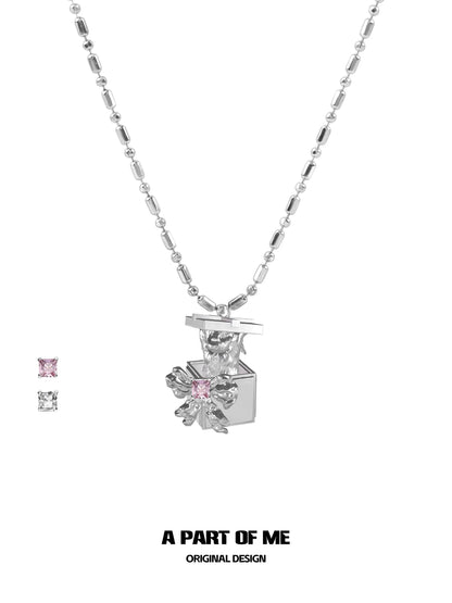 Exquisite Rabbit Bow Necklace