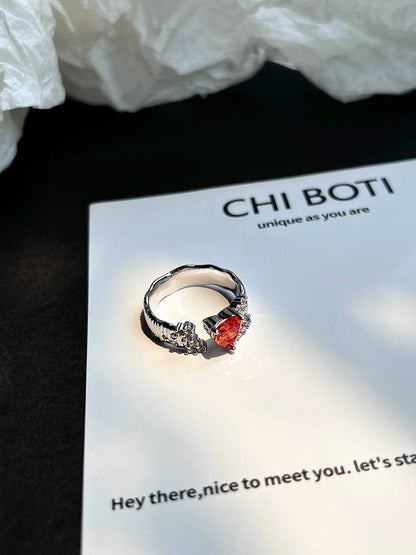 "Imprisoned Heart" Zircon Ring