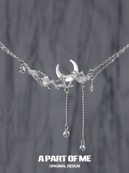 Falling Moon Silver Necklace