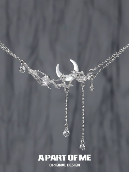 Falling Moon Silver Necklace