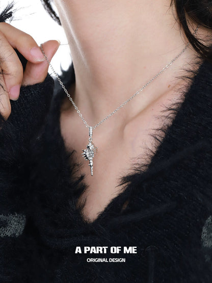 Golden Conch Pendant Necklace