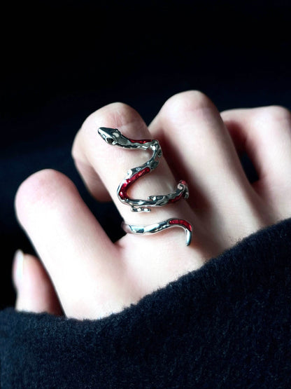"Blood Amber Snake" Winding Necelace