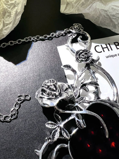 "Heart of Thorns" Dark Goth Necklace