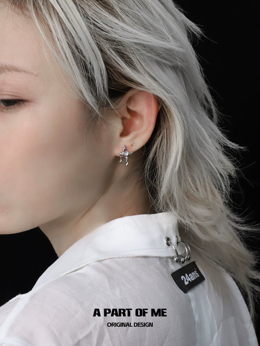 Baima Star Cross Cool Earrings