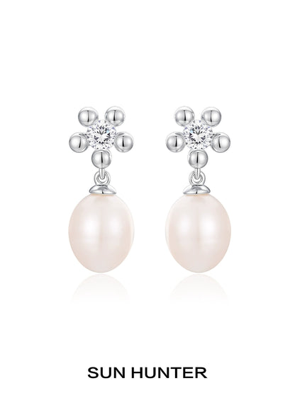 Island Flower Pearl Earrings