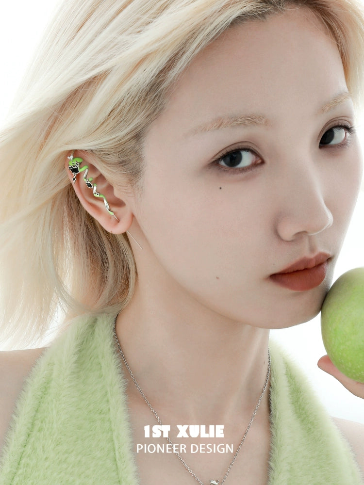 Apple Cat & Dog Piercing Ear Needle