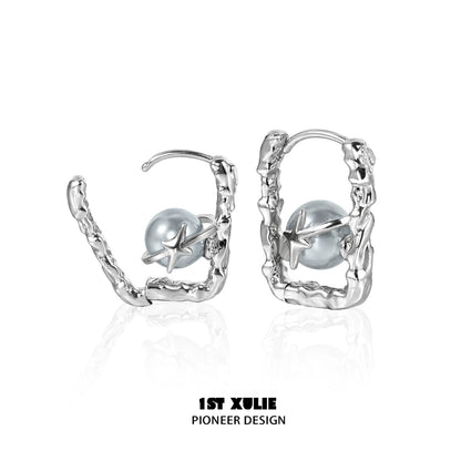 Cool Gray Pearl Starry Stud Earrings