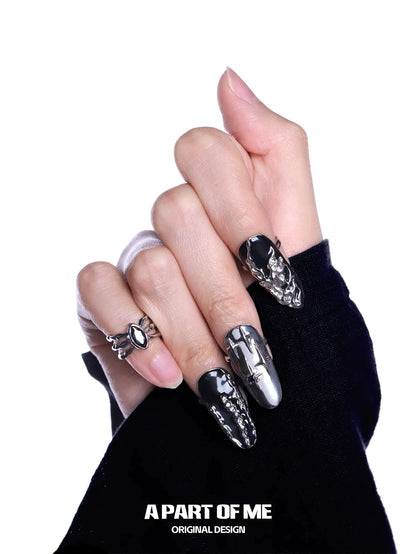 Dark Queen Finger Guard Ring