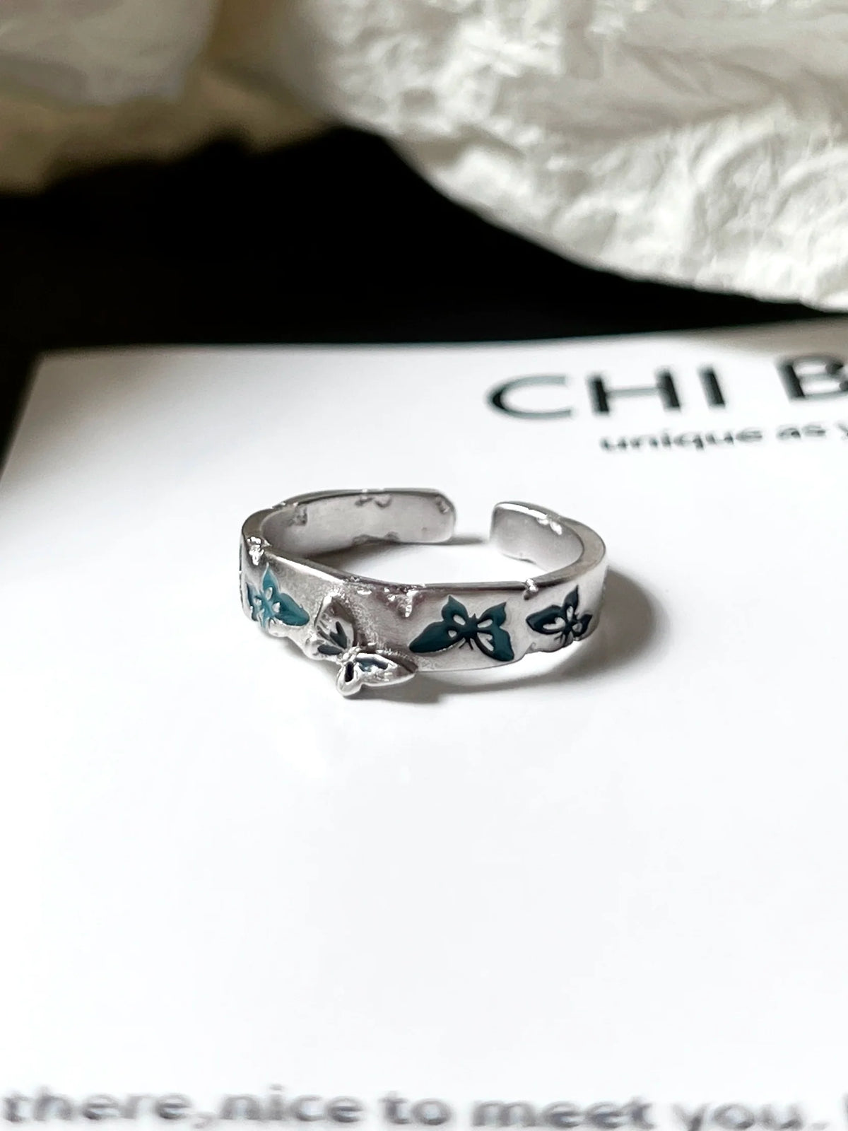"Butterfly Relief" Hollow Ring