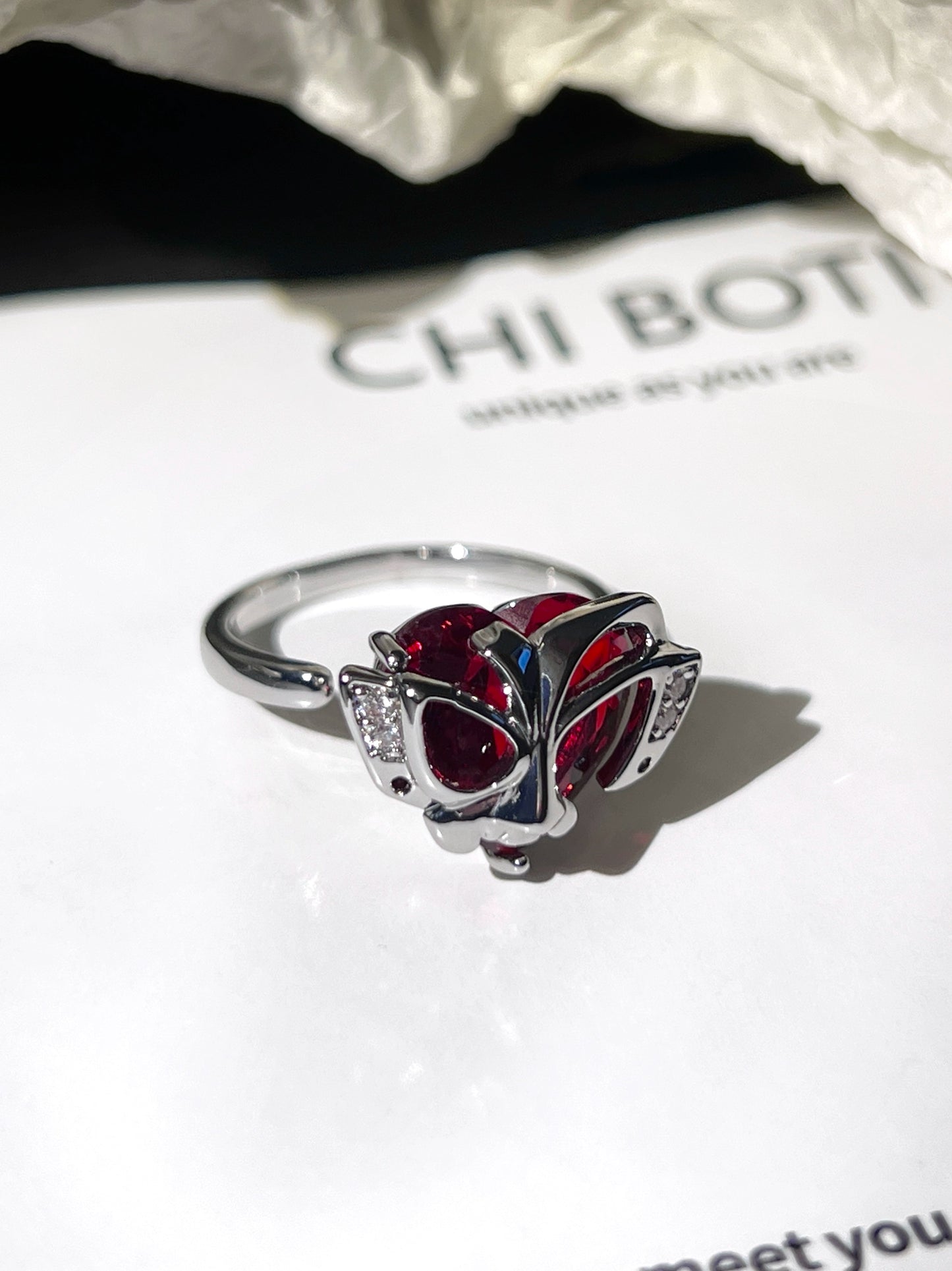 "Bloody Mask" Wrap Ring