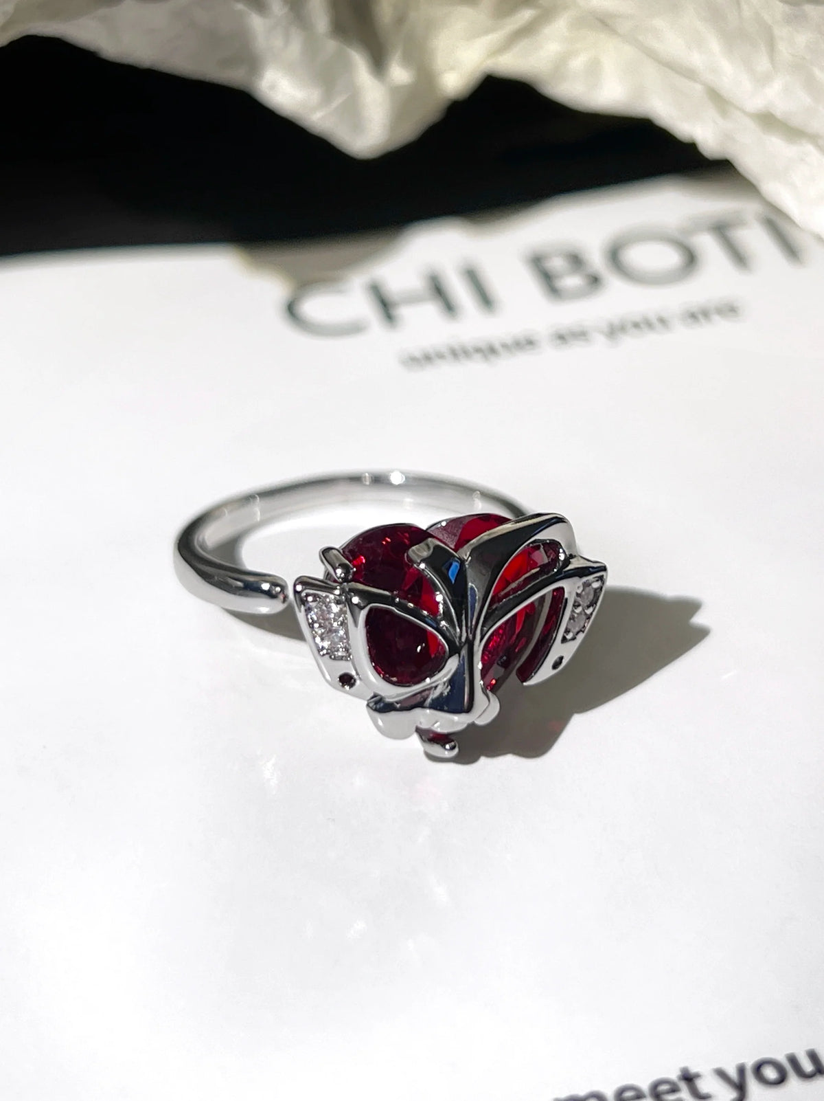 "Bloody Mask" Wrap Ring