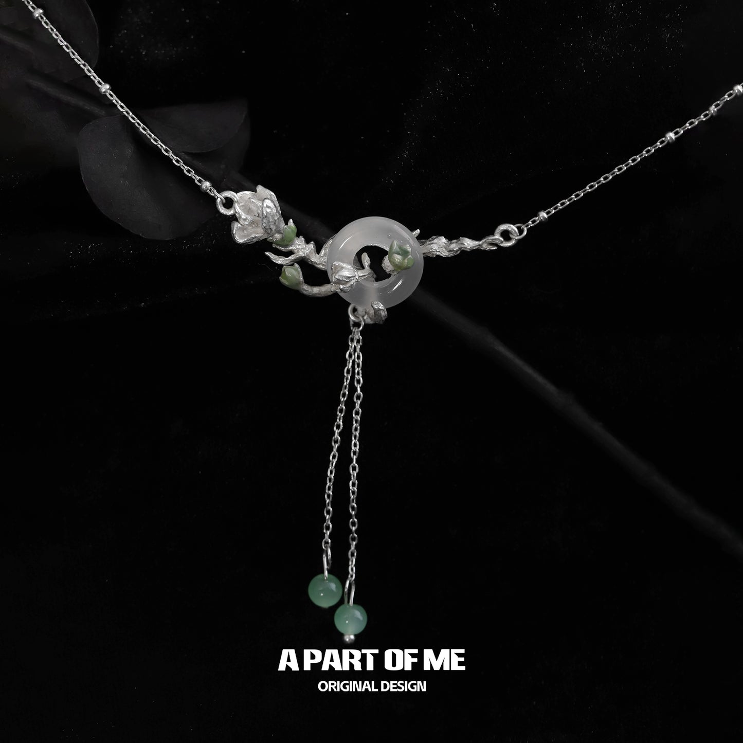 Elegant Jasmine Silver Necklace