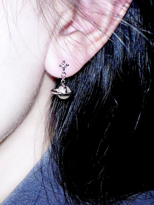 "Cosmos Island · Asteroid" Earrings