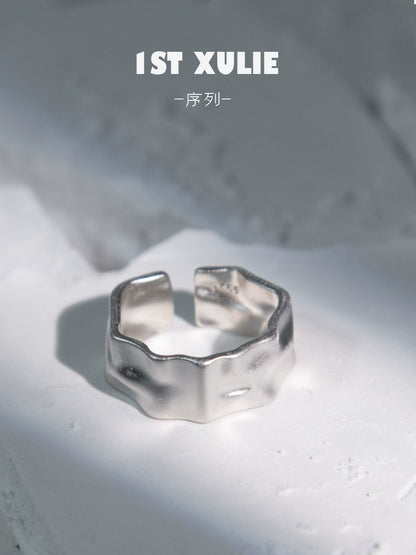 Futuristic Space Twist Silver Ring