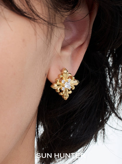 Iris Square Stud Earrings