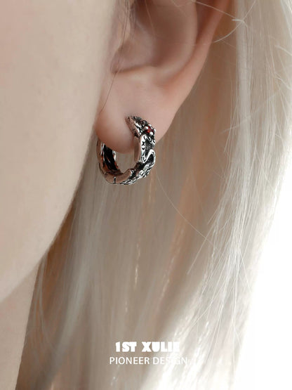 Y2K Black Snake Texture Earrings
