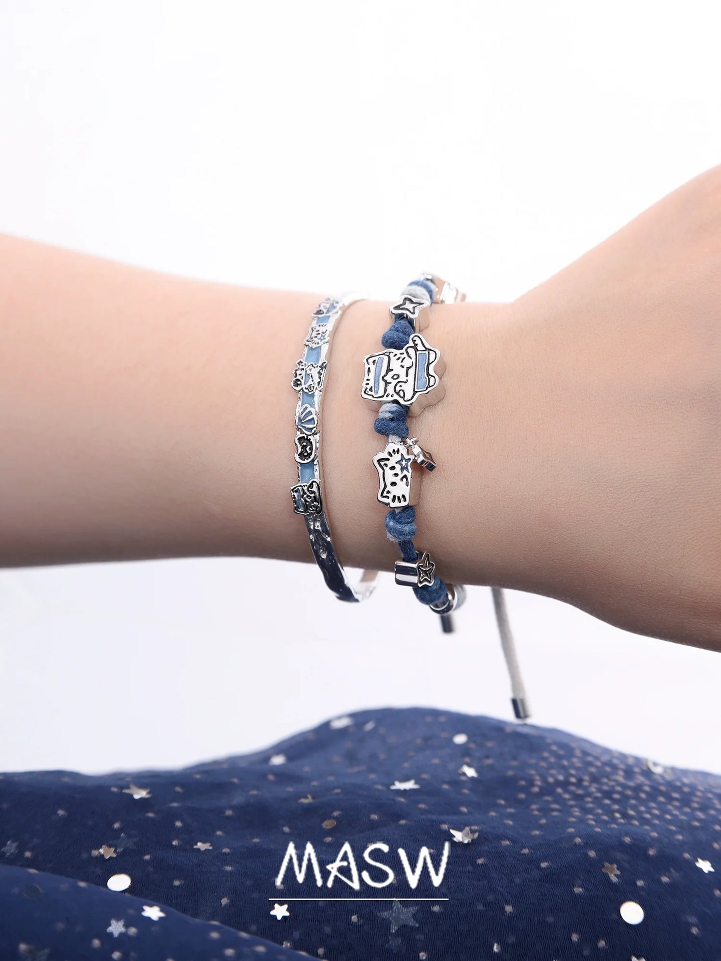 Blue Shell Cat Bracelet