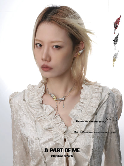 Eager Rose Feather Necklace