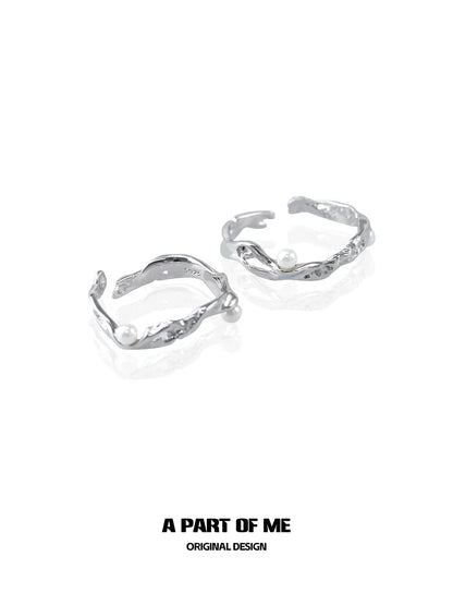 A Part of Me pearl statement ring with a unique twisted design and elegant shine