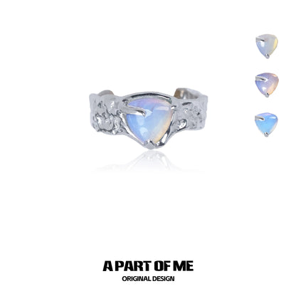 Art Allergy Agate Ring for women with a unique iridescent heart-shaped gemstone