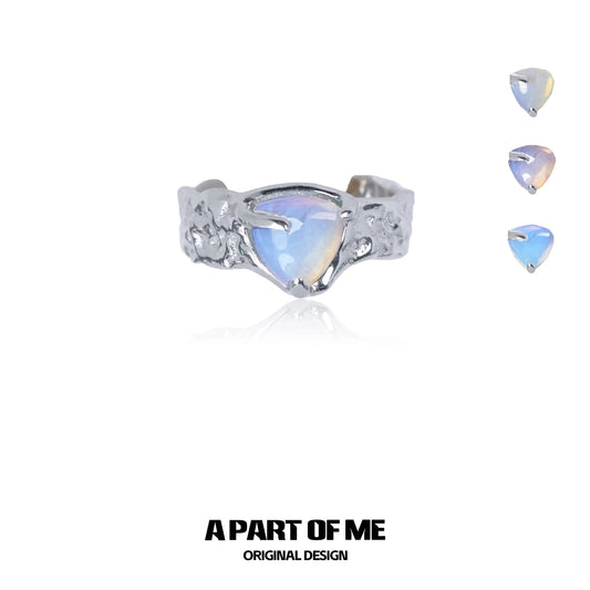Art Allergy Agate Ring for women with a unique iridescent heart-shaped gemstone