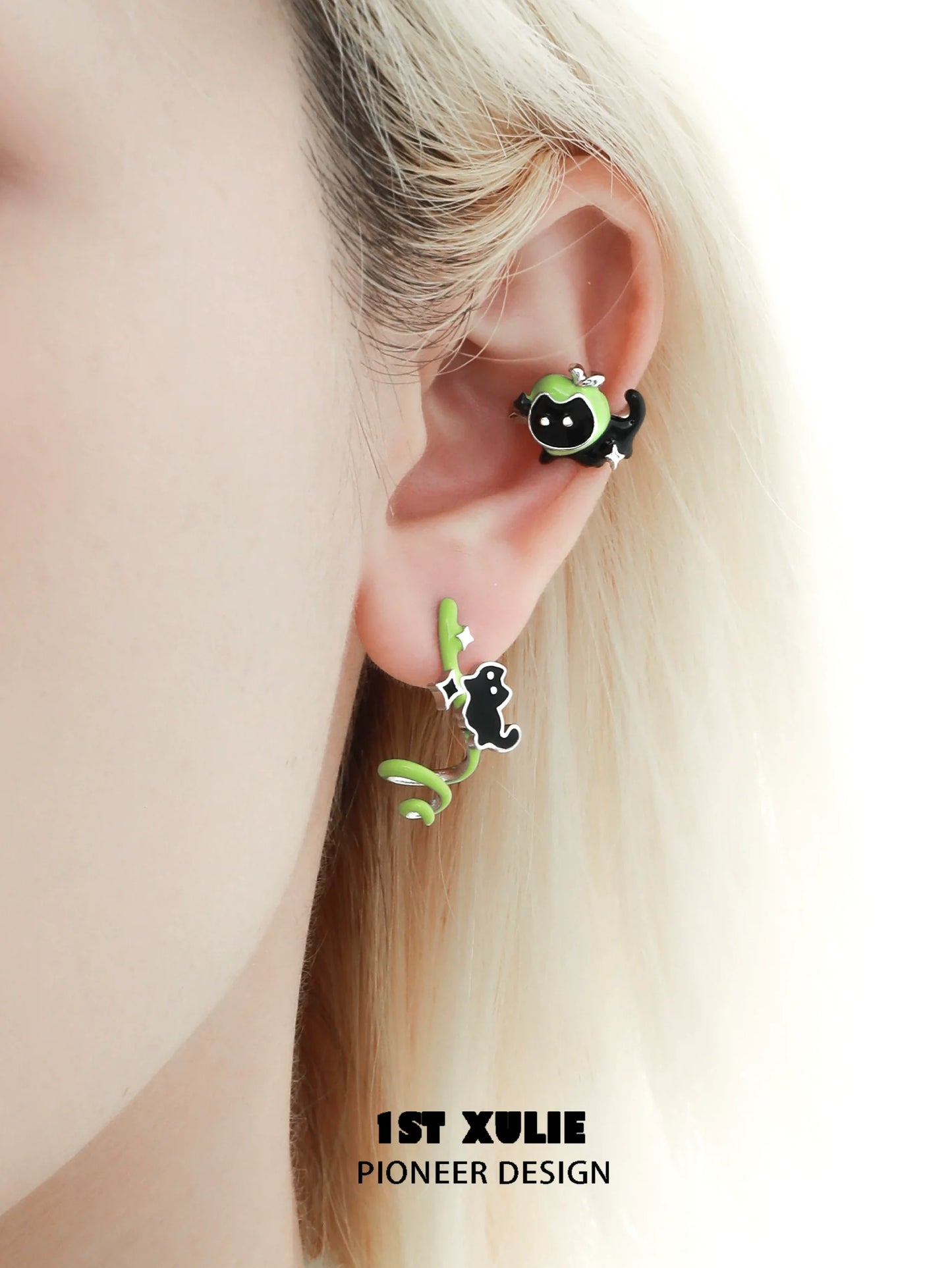 Colorful 1ST XULIE Apple Ear Cuffs for Pets featuring playful designs and vibrant colors