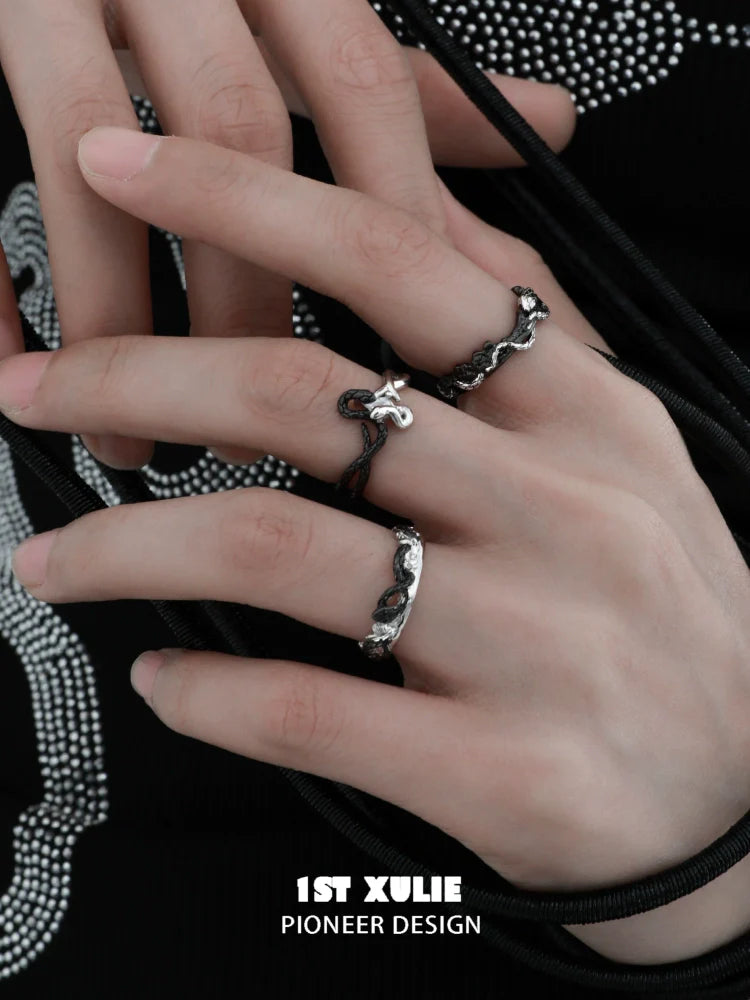 Stylish black snake couple rings designed by 1ST XULIE for a unique couple accessory