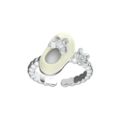 SUN HUNTER butterfly shoe rings with a cute shoe design and flower details for stylish accessories