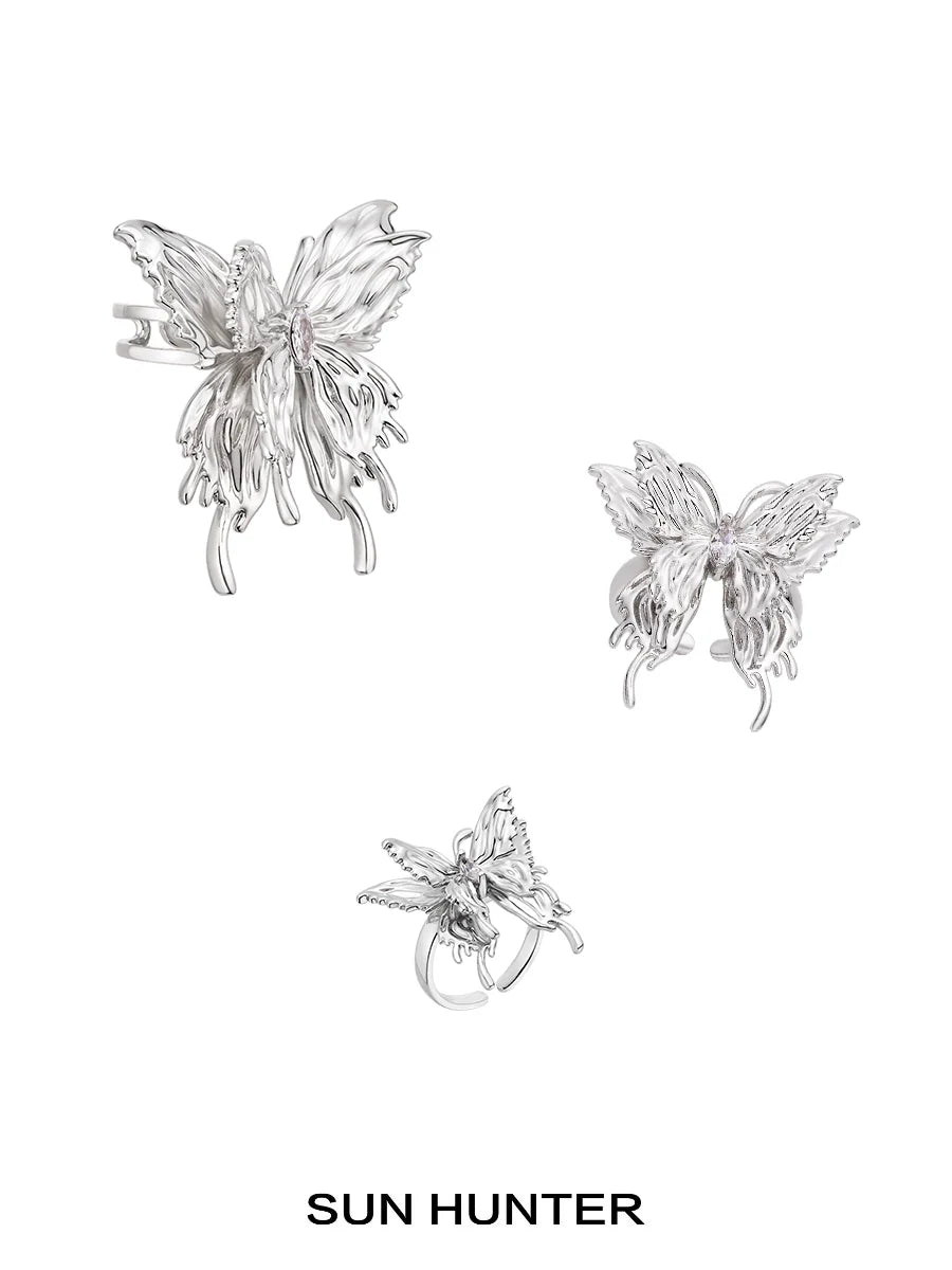 SUN HUNTER double-layer butterfly ring with intricate design and sparkling details