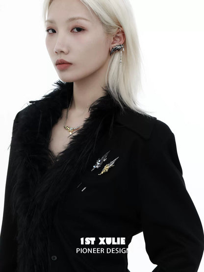 Elegant 1ST XULIE feather couple brooch set, showcasing unique feather designs for stylish outfits